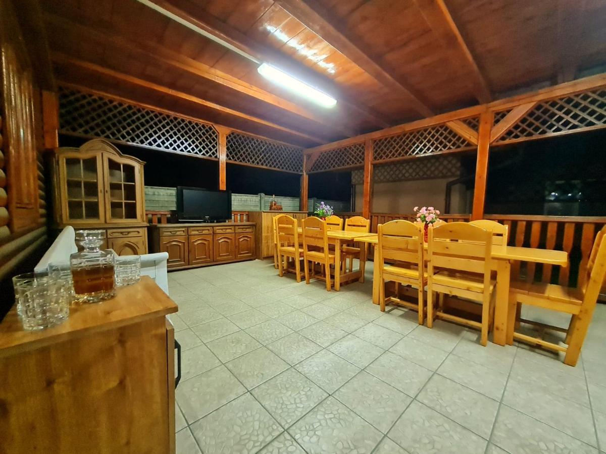 Pensiunea Sanziana Oradea Exterior foto